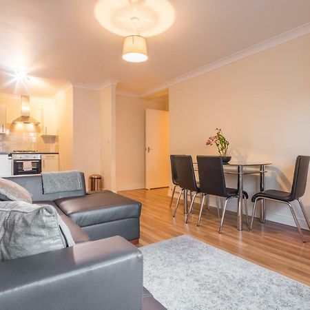 Koala & Tree - Bridge View 1 Bed Apartment - Short Lets & Serviced Accommodation Cambridge Exteriör bild